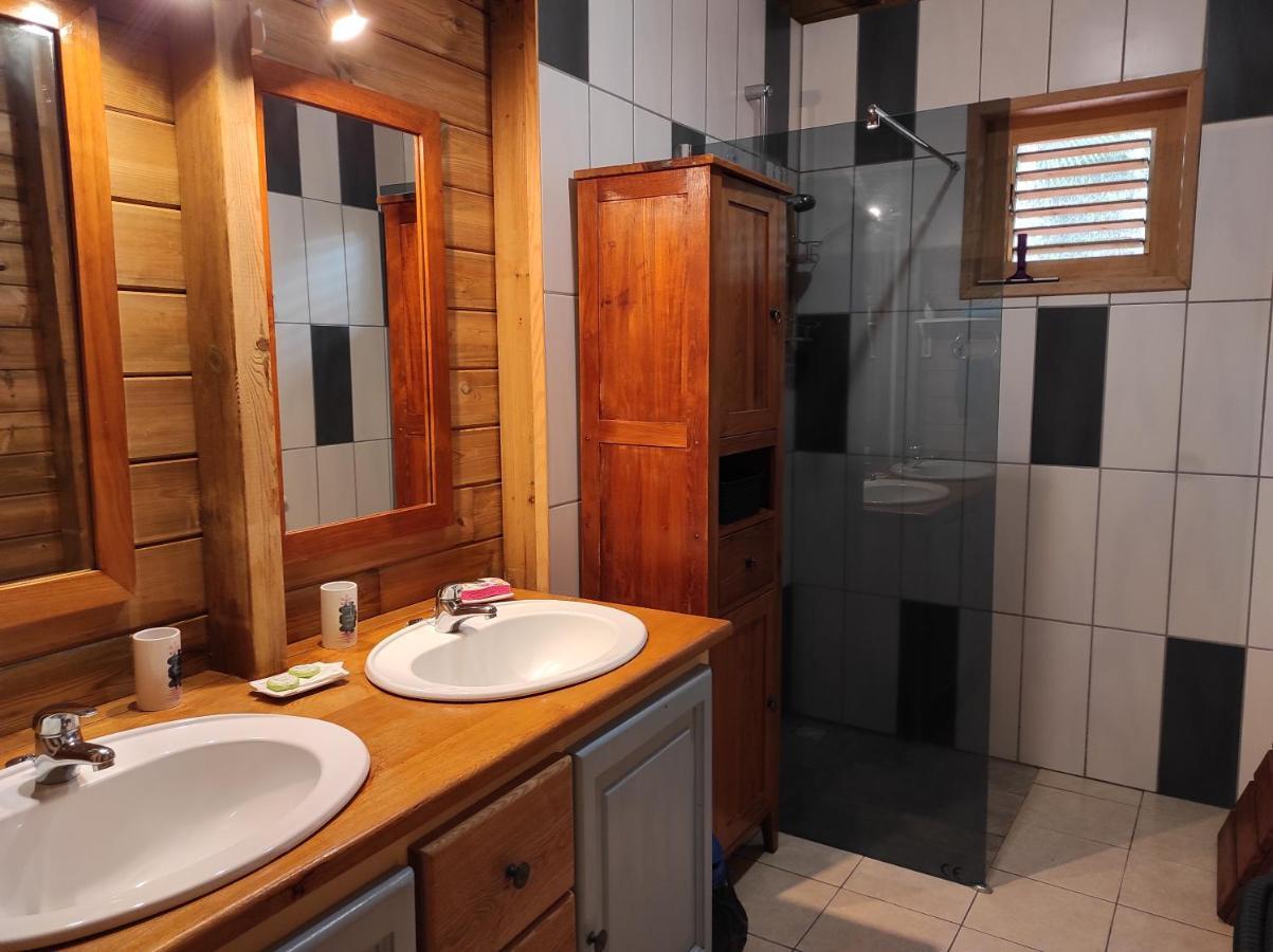 Le Tri Haut De Bellevue - Bungalow Colibri Pointe-Noire Luaran gambar