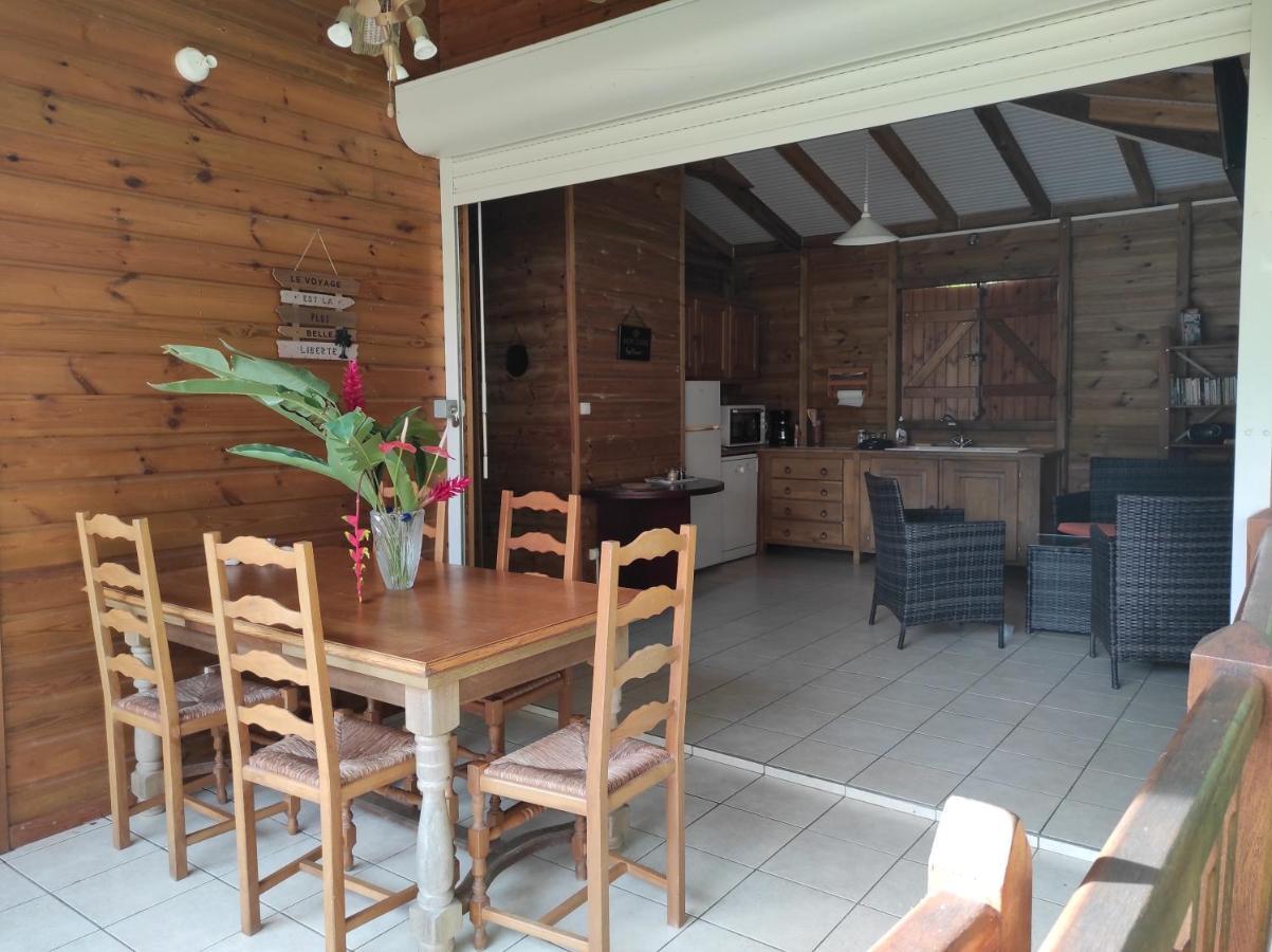 Le Tri Haut De Bellevue - Bungalow Colibri Pointe-Noire Luaran gambar
